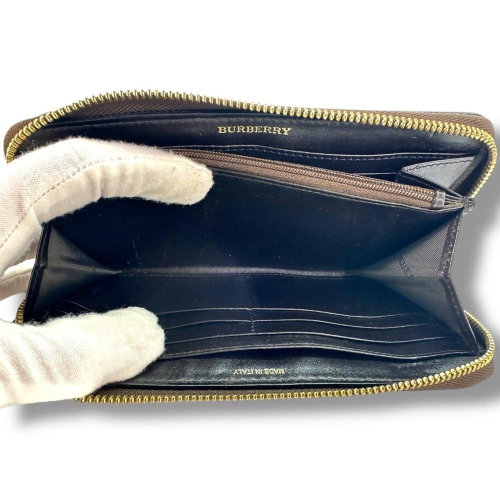 Burberry Haymarket Check Large Ziggy Zip Around Wallet - Picture 13 of 16